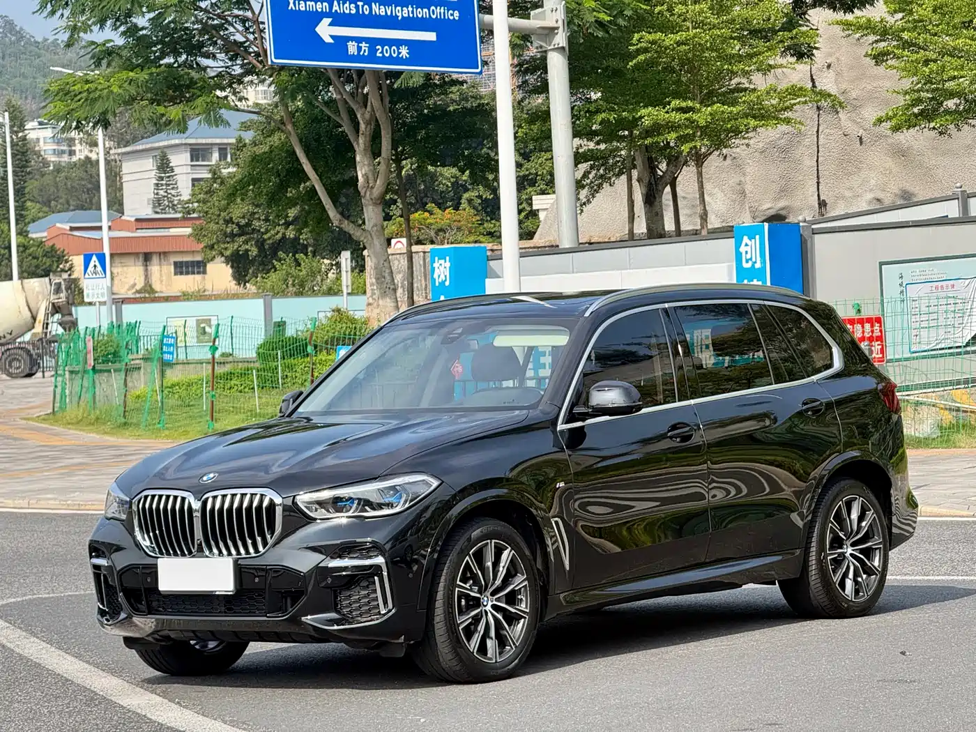 BMW X5 2022 xDrive 30Li Premium M Sport Package