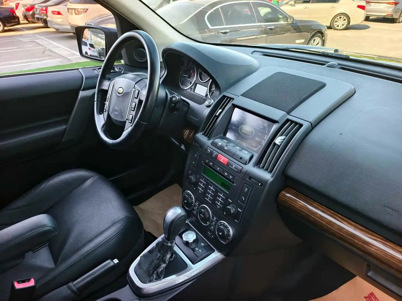 Land Rover Freelander 2 2009 3.2L фото 17