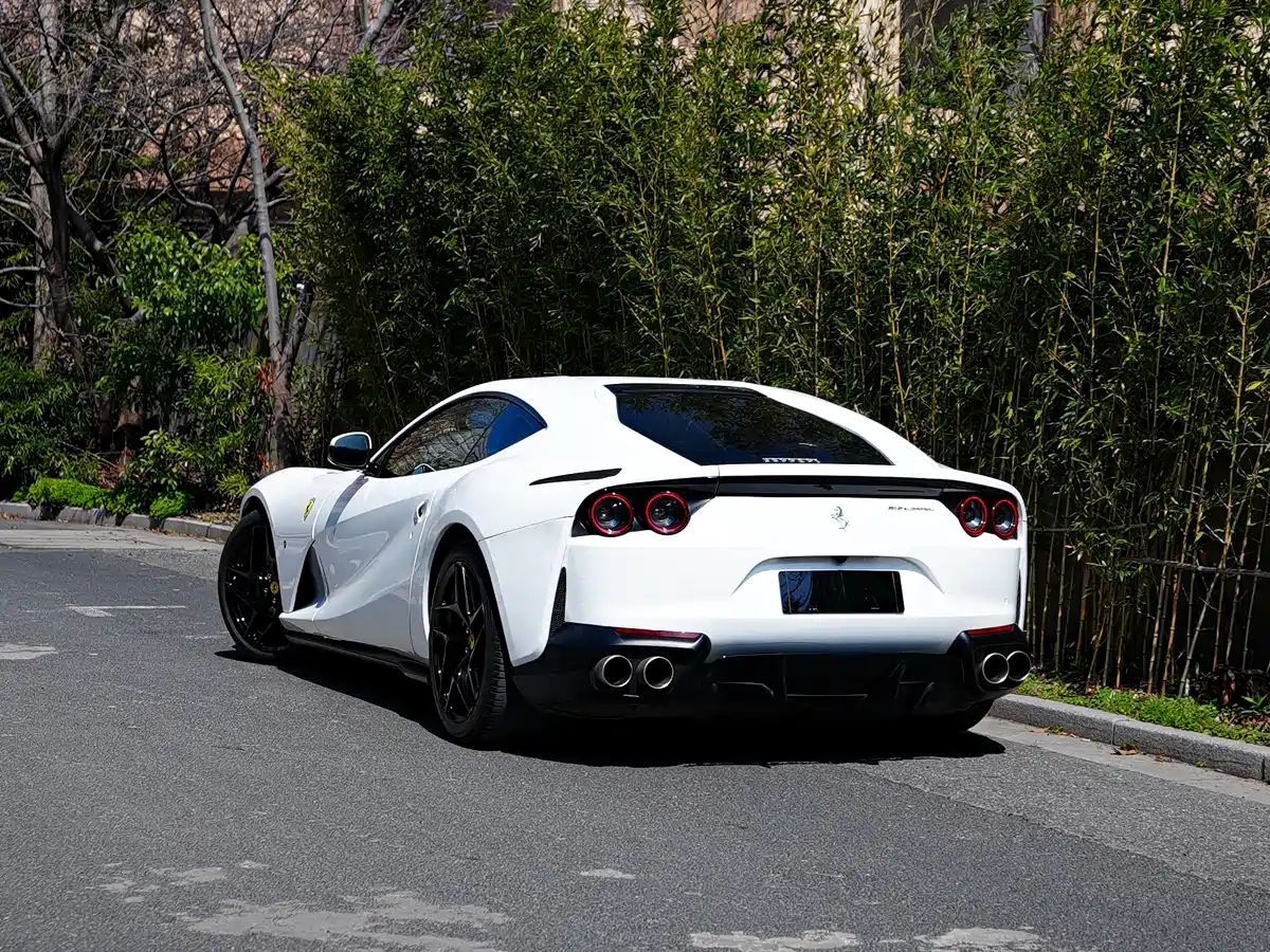 Ferrari 812 2017 6.5L Superfast фото 6