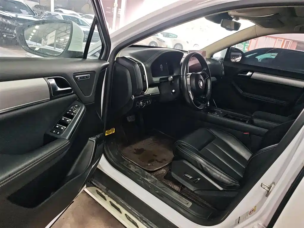 BYD TANG