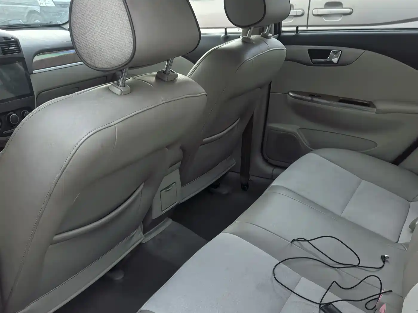 Buick Excelle 2015 1.5L Automatic Classic фото 4