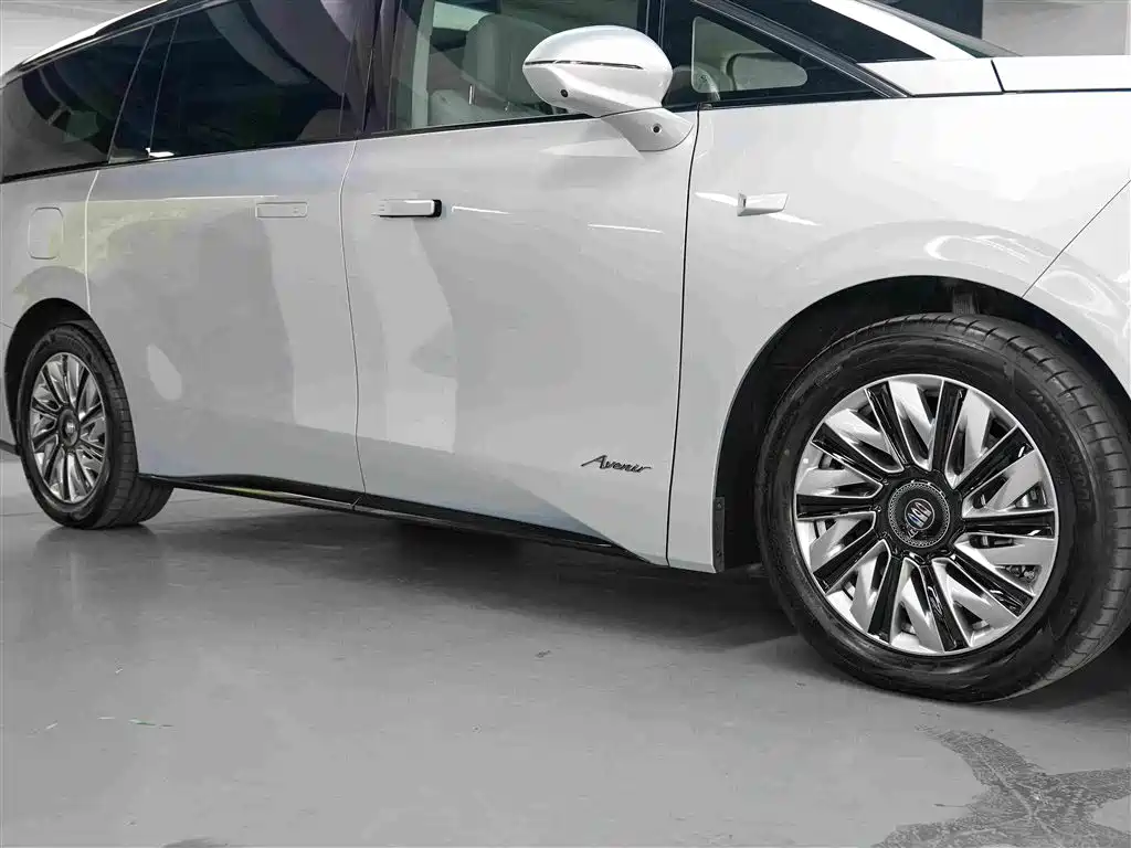 Buick Zhijing Shijia 2026 2026 Model PHEV Base Version