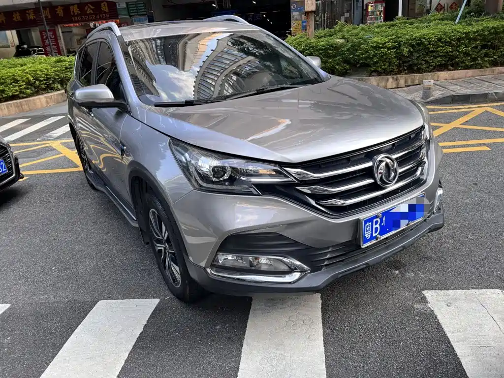 صورة 2 - Dongfeng Aeolus Dongfeng Fengshen AX7