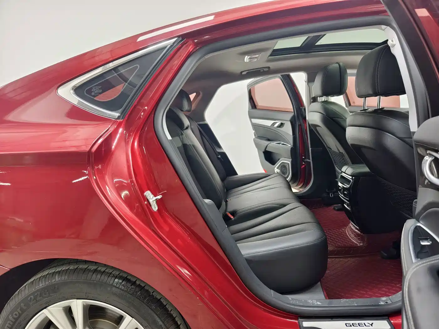 Photo 16 - Geely Borui
