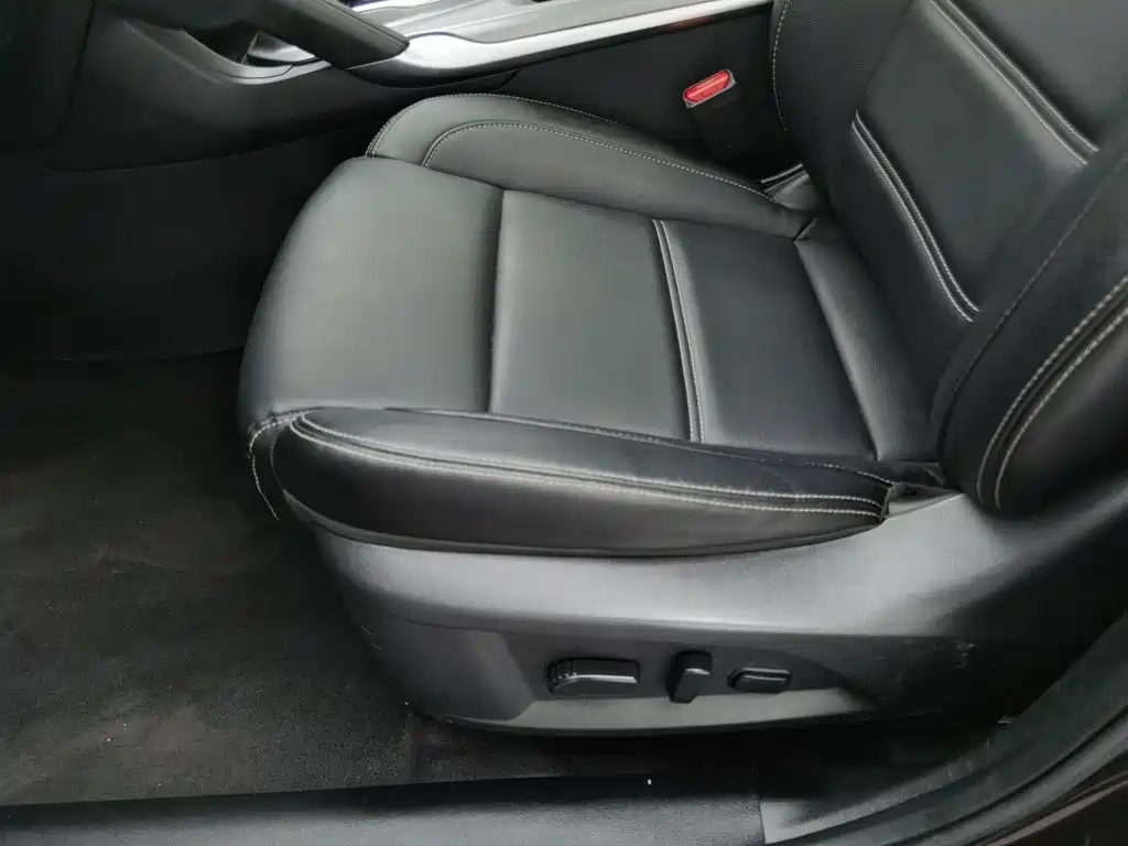 Renault Koleos 2018 2018 2.0L 2WD Luxury Edition