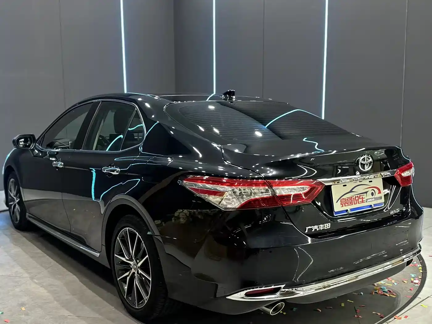 Toyota Camry 2023 2.5G Luxury Edition фото 8