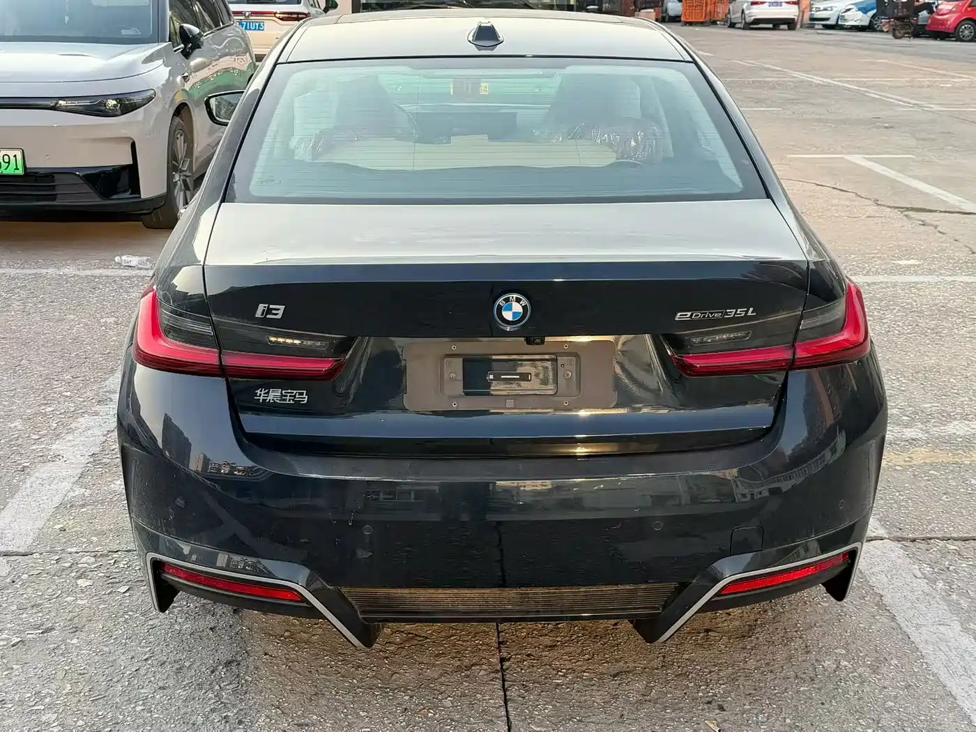 BMW i3 2026 2025 eDrive 35 L