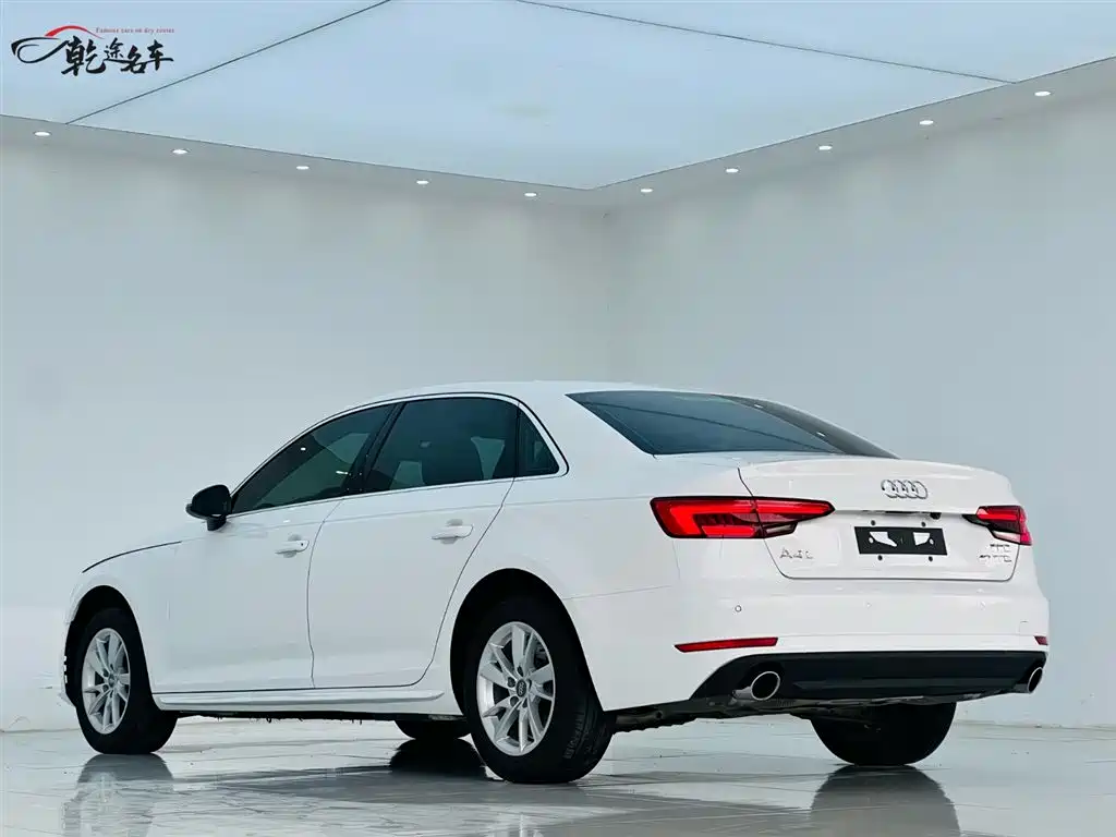 Audi A4L 2017 40 TFSI Progressive фото 6