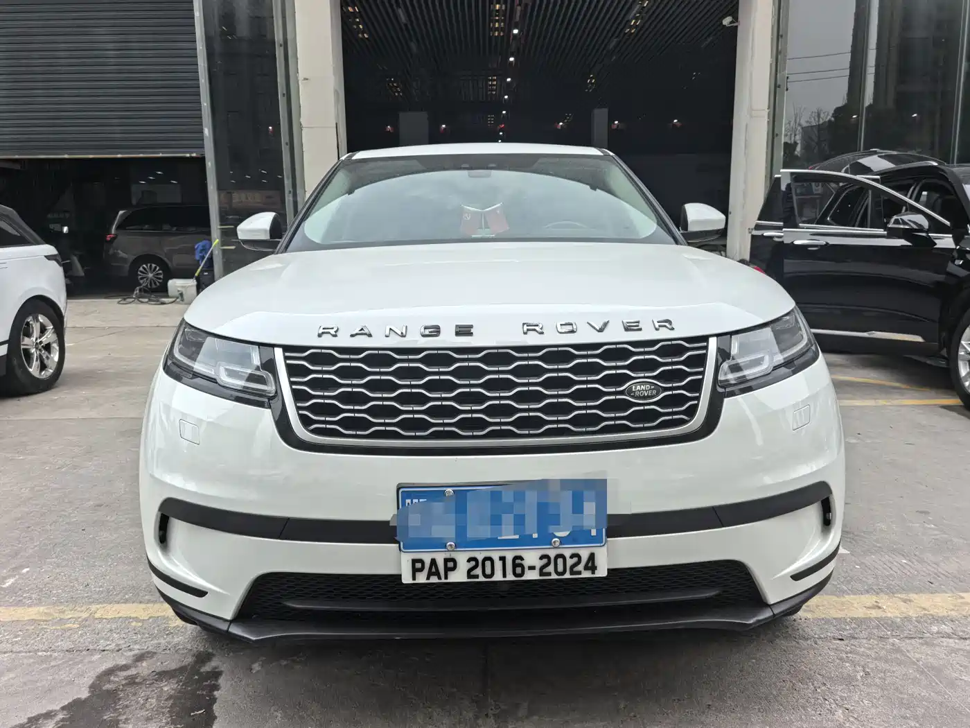 Land Rover Range Rover Velar 2017 P250 S фото 2