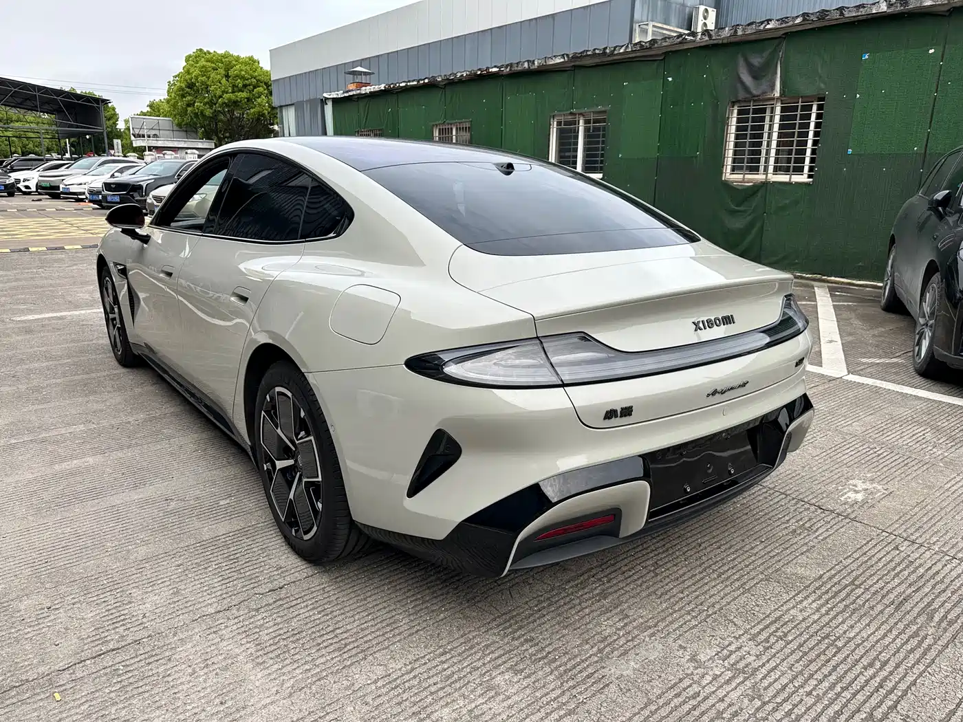 XIAOMI CAR XIAOMI SU7