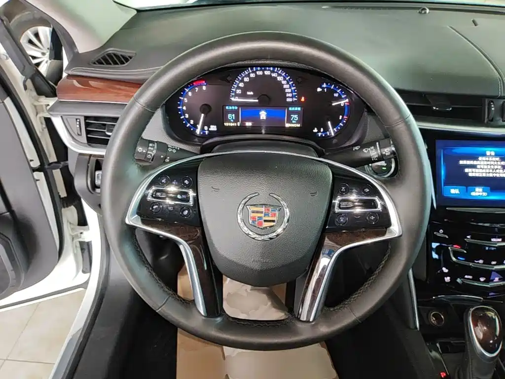 Photo 11 - Cadillac XTS
