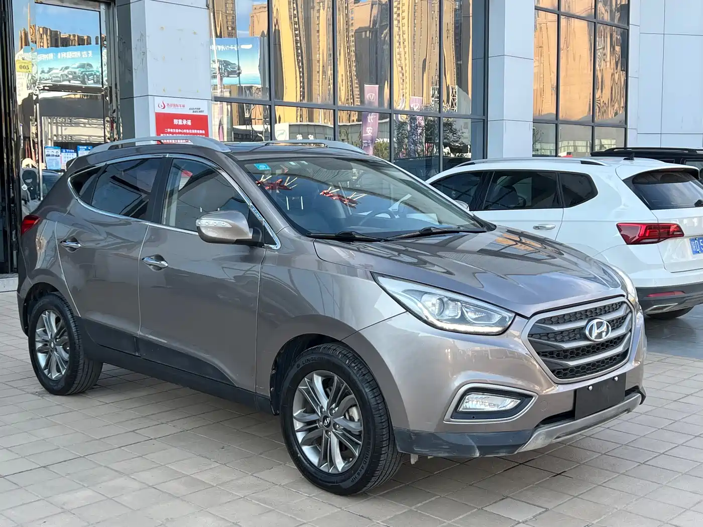 Hyundai Beijing Hyundai ix35 2013 2.0L Auto 2WD Smart GLS China IV фото 3