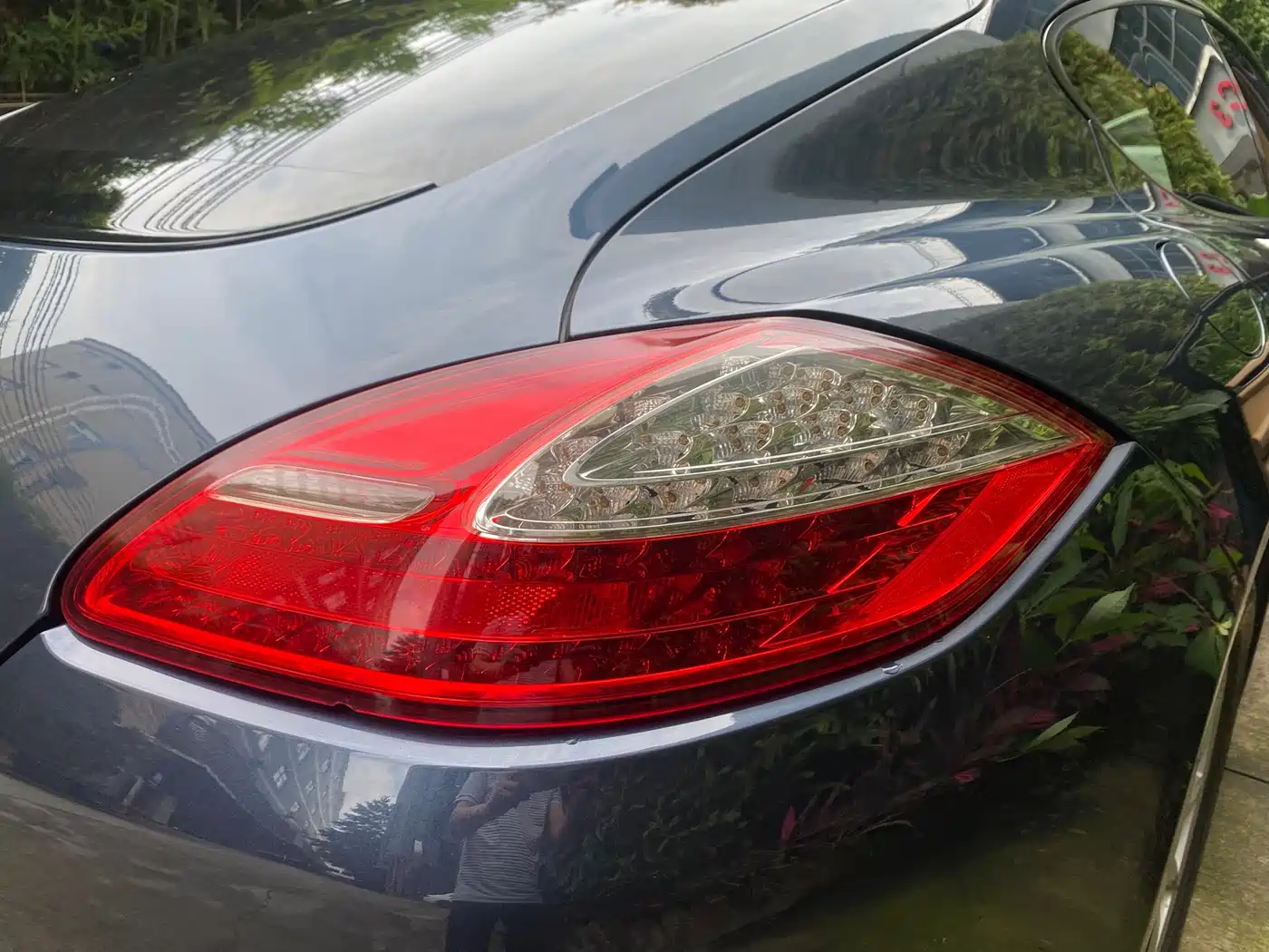 Porsche Panamera 2010 Panamera 4 3.6L фото 34