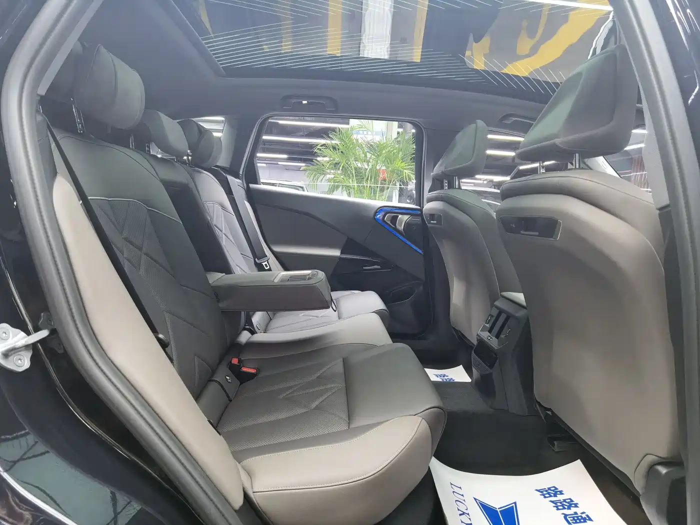 BMW X3 2025 xDrive30L Premium M Sport Package фото 9
