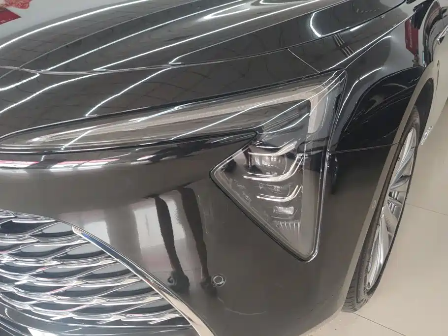Buick LaCrosse 2025 2025 Platinum Avenir Edition