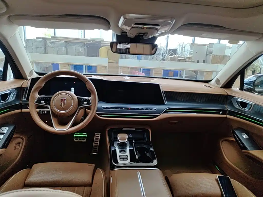 Hongqi H9 2025 2025 2.0T 2WD Qichang Luxury Business Edition 5-seater