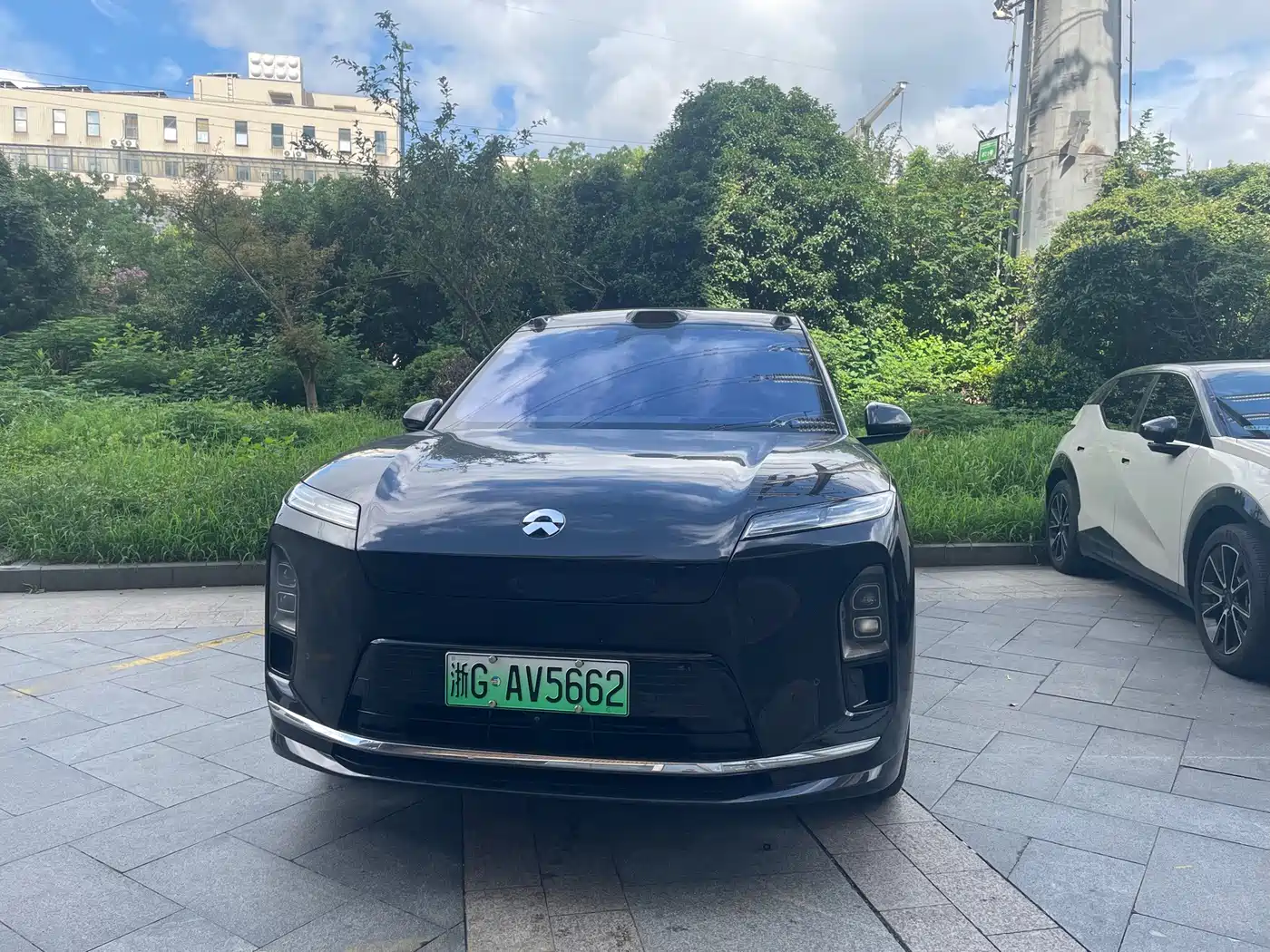 2026 NIO ES8