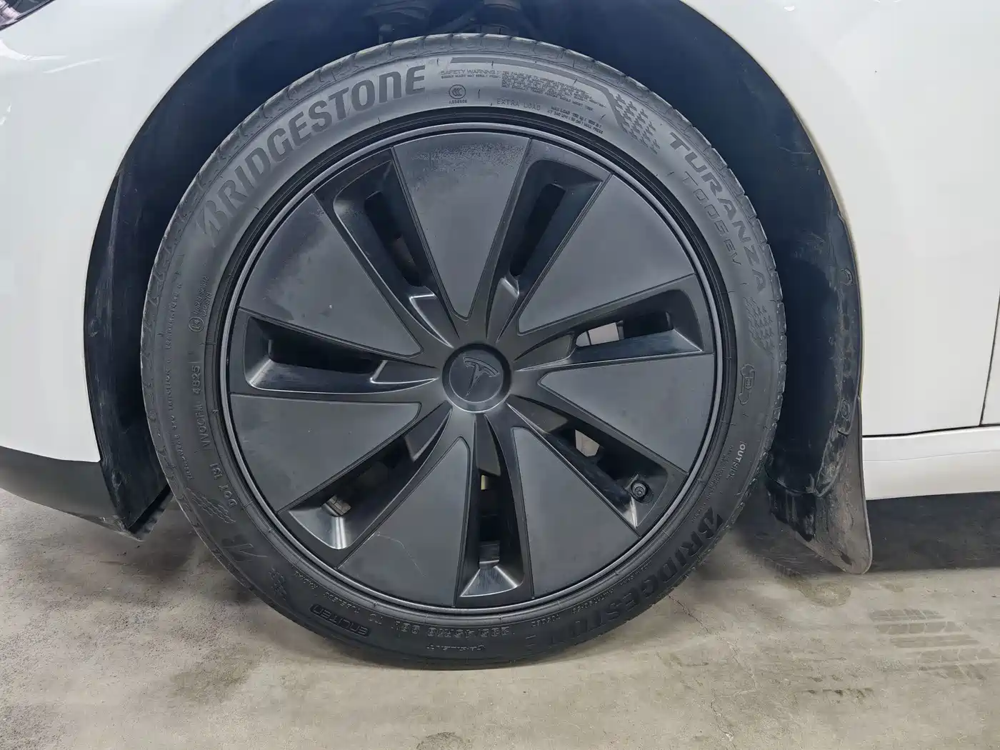 Tesla Model 3 2026 2025 Model Rear-Wheel Drive Edition