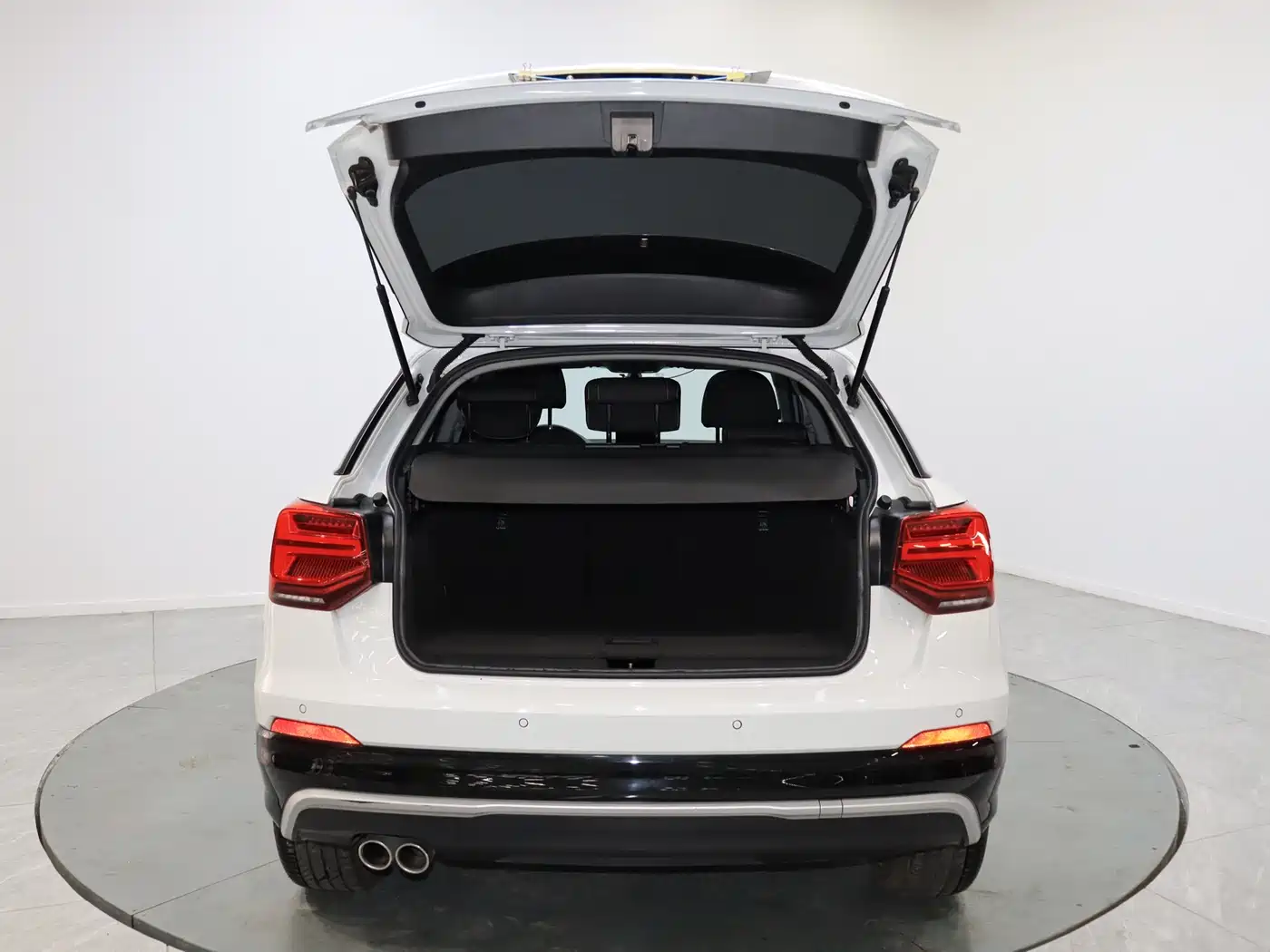 Audi Q2L 2020 35 TFSI Progressive Dynamic Model фото 12