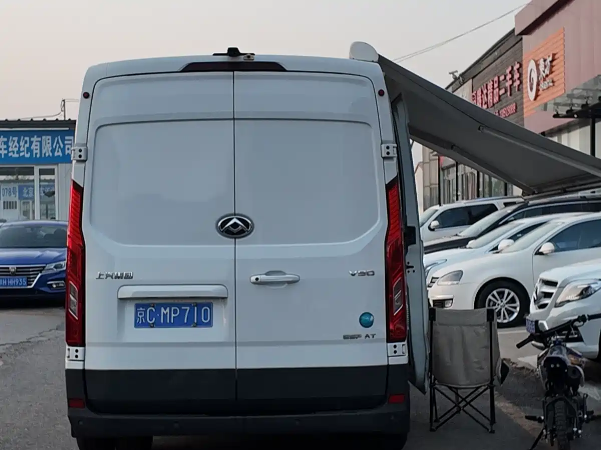 SAIC Maxus MAXUS V90 RV 2021 2.0T Travel Home V90 Self-Contained Class B RV Luxury Transverse Bed фото 23