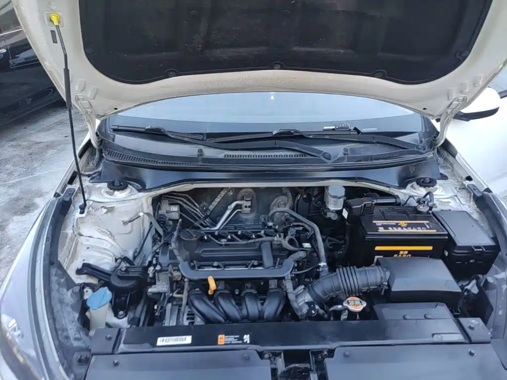 Kia K2 2017 2017 Sedan 1.4L AT GLS