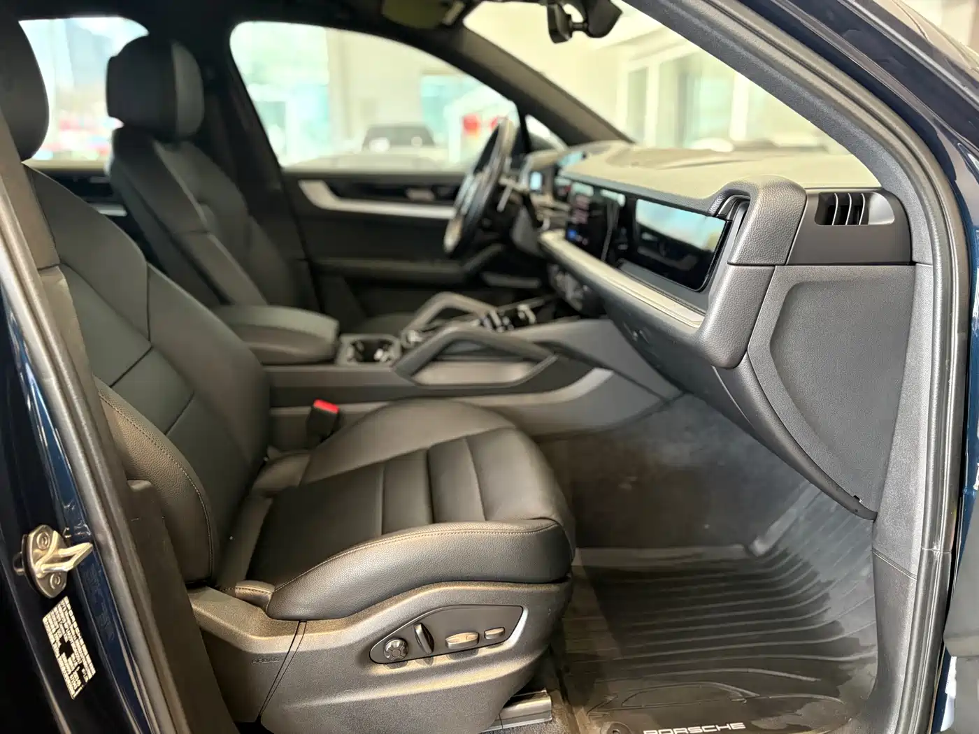 Porsche Cayenne 2024 Cayenne 3.0T фото 11