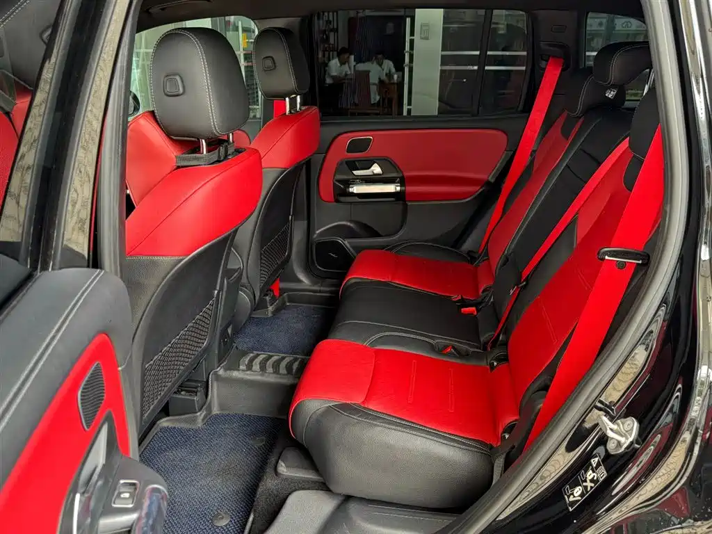 Mercedes-Benz GLB AMG 2022 AMG GLB 35 4MATIC фото 6