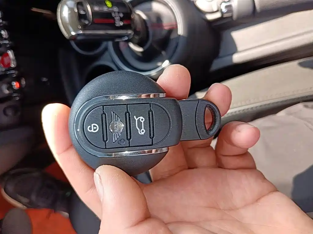 Фото 9 - MINI MINI