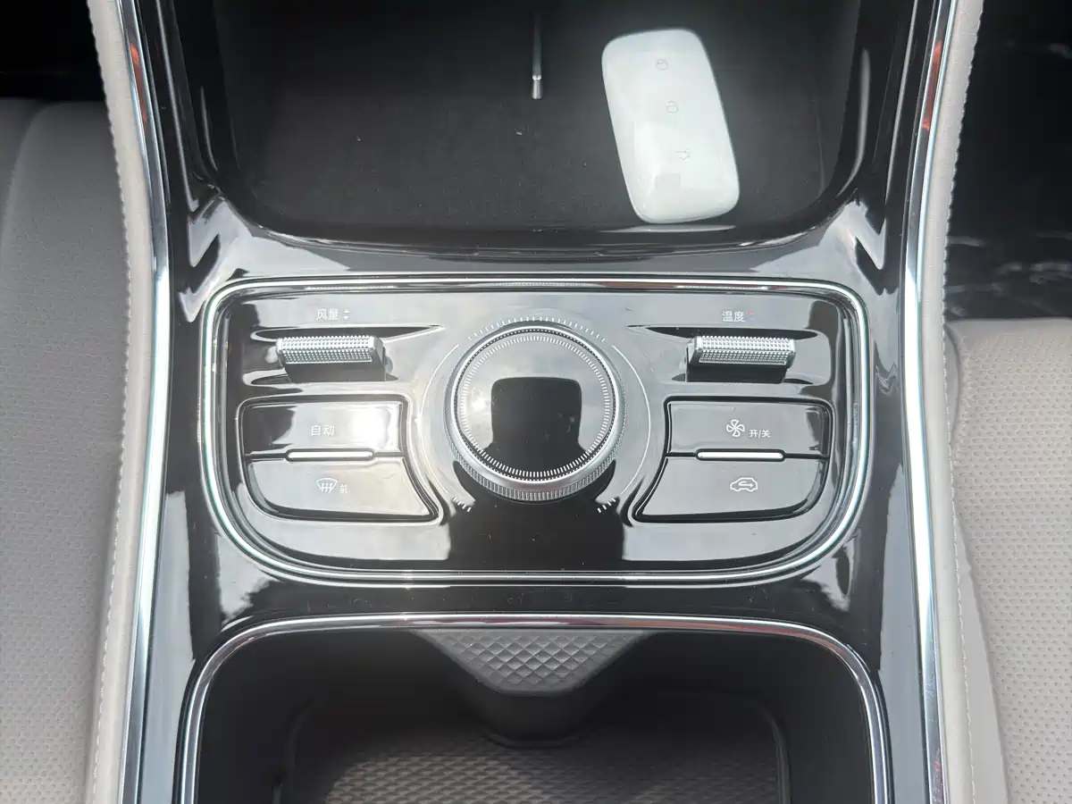 Geely Galaxy Galaxy Stellar 6 2026 2025 Base Version