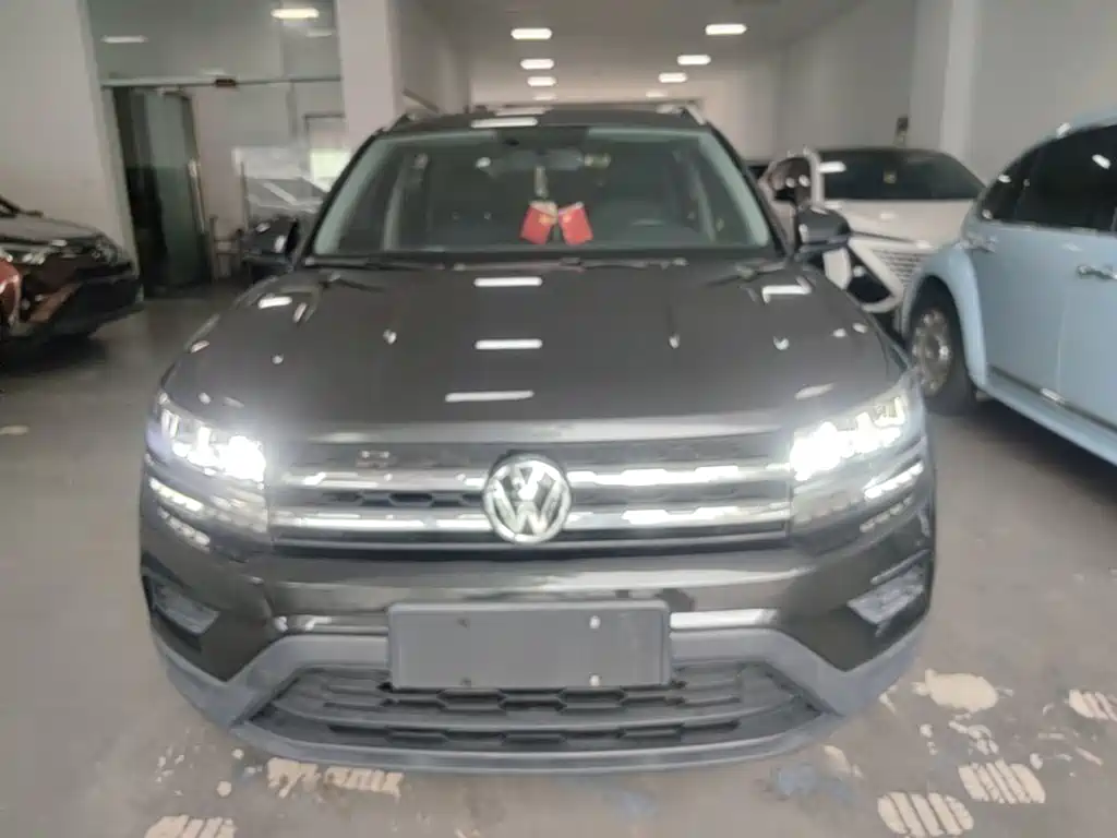 Volkswagen Tharu, миниатюра 3