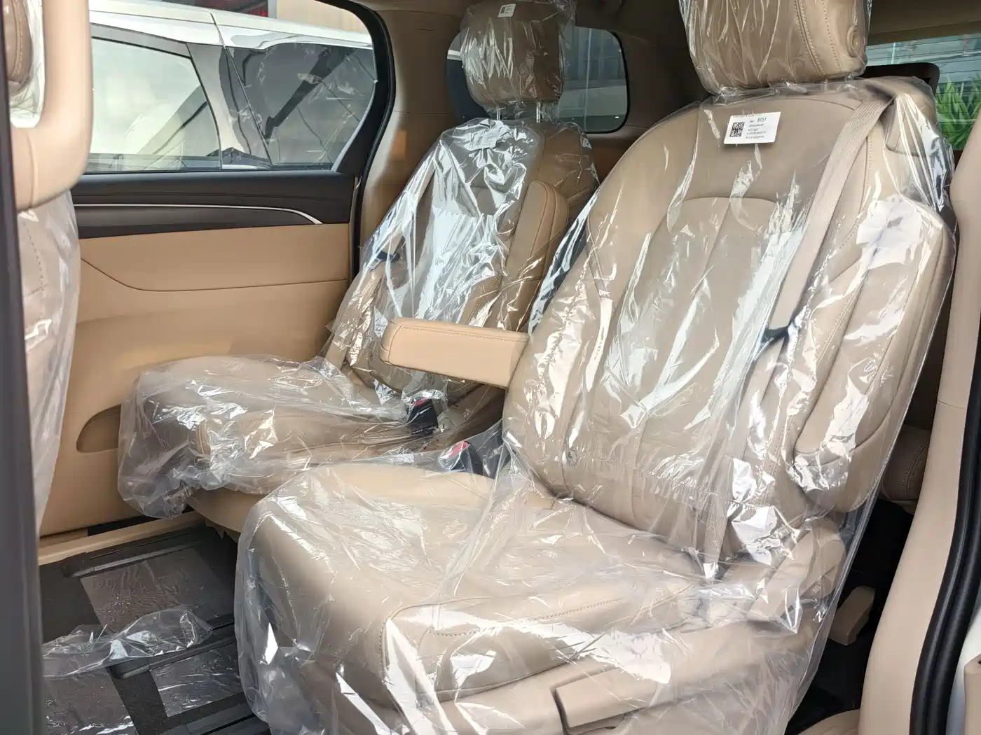 Buick GL8 2025 Land Business Class First Edition фото 6