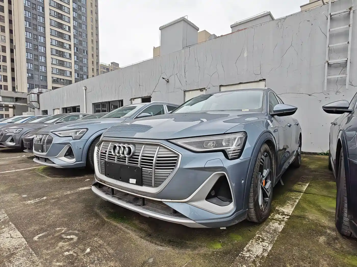 Audi e-tron 2026 2021 50 quattro Exclusive Selection