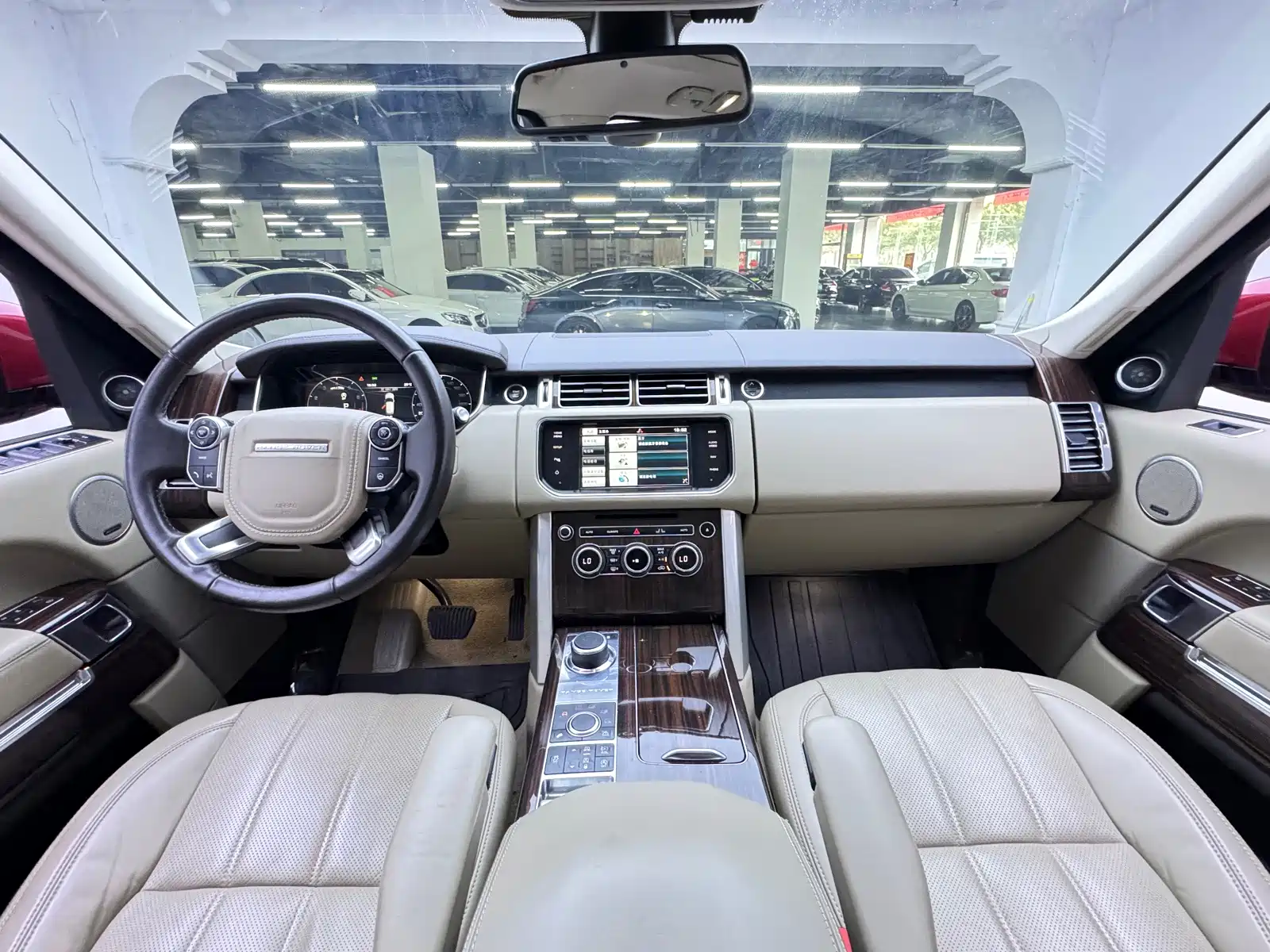 Фото 13 - Land Rover Range Rover