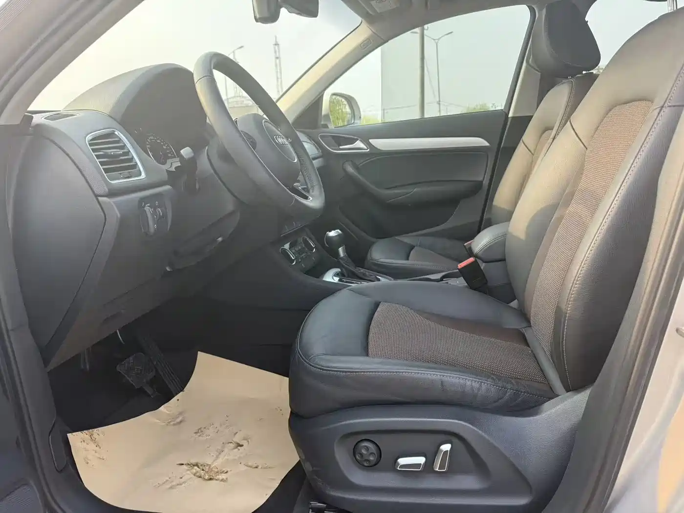 Audi Q3 2018 30th Anniversary Edition 30 TFSI Fashion фото 7