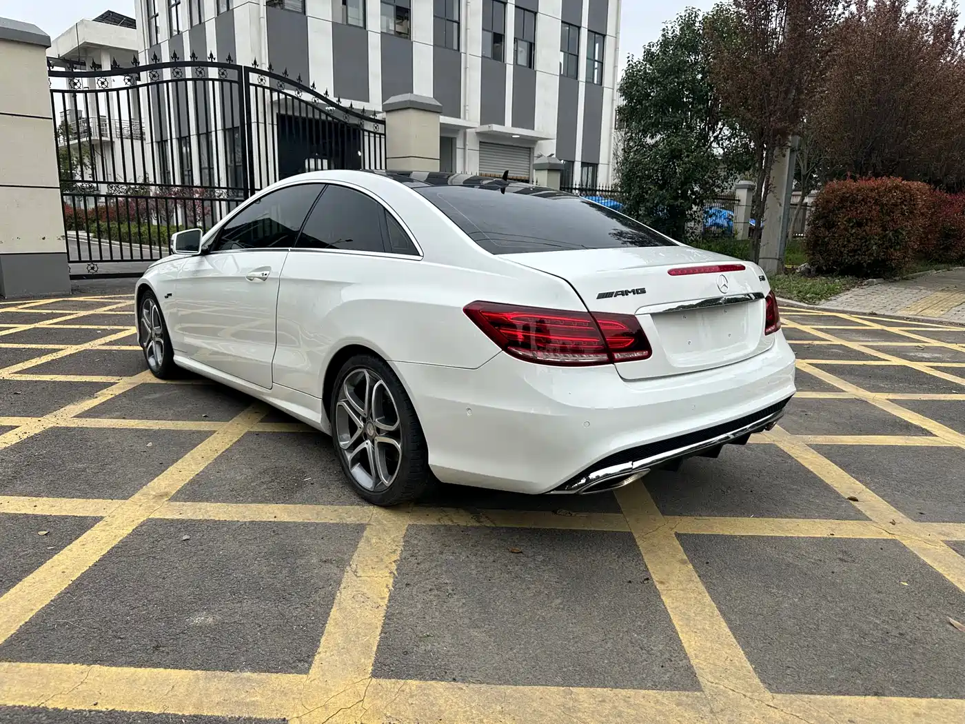 Mercedes-Benz E-Class (Import) 2014 E 260 Coupe фото 5