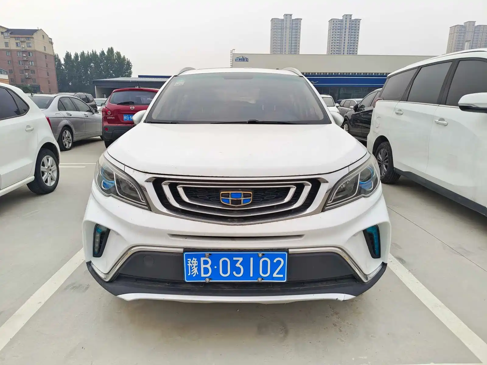 Фото 2 - Geely Vision X3