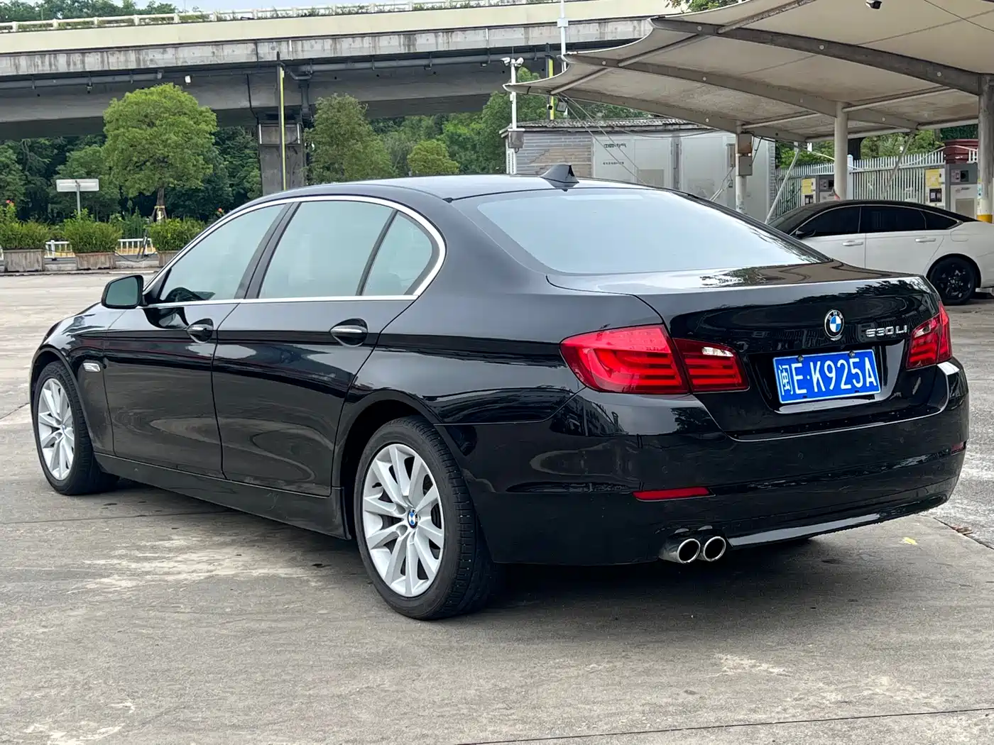 Фото 5 - BMW 5 Series