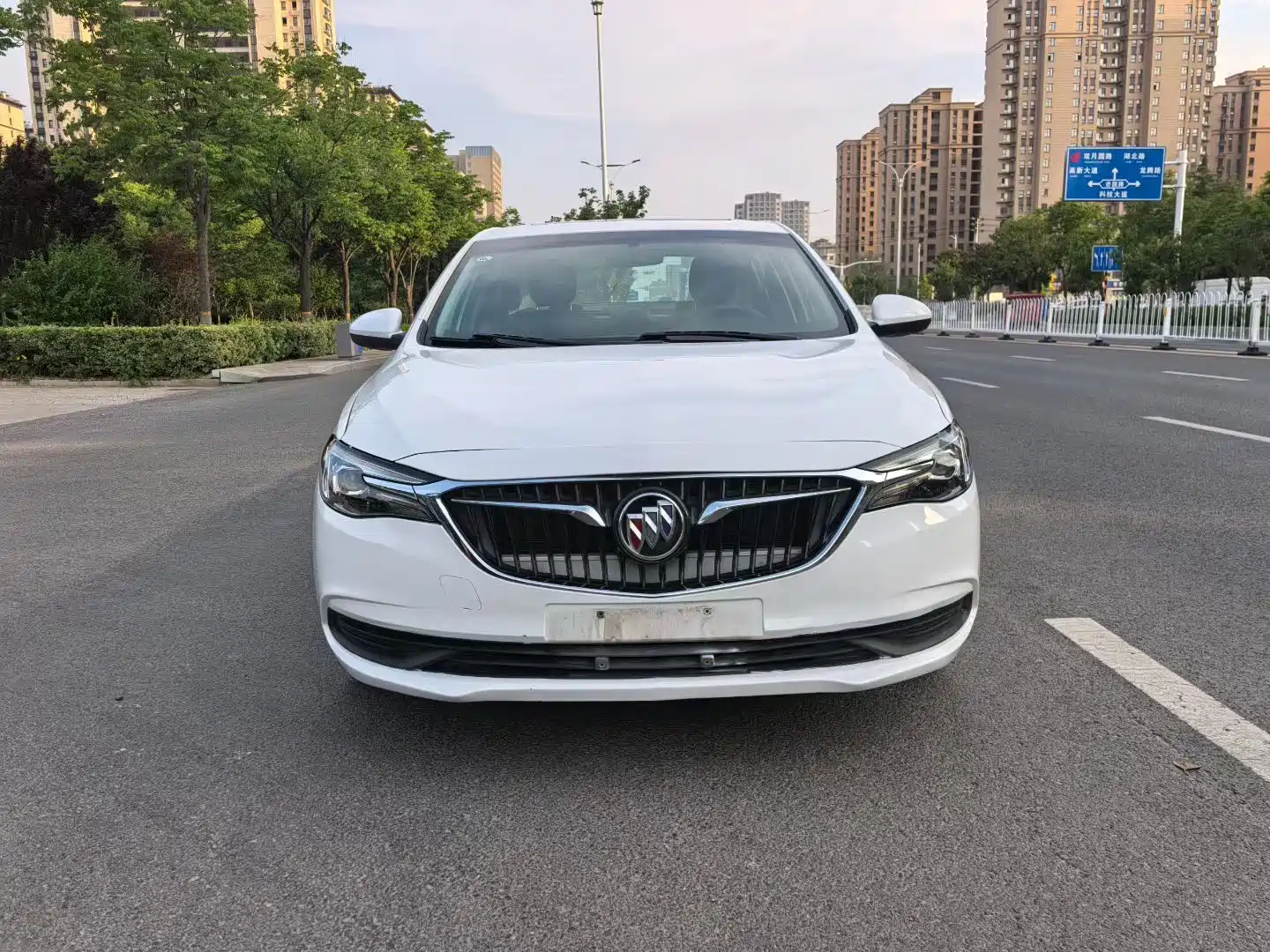 Фото 1 - Buick Excelle