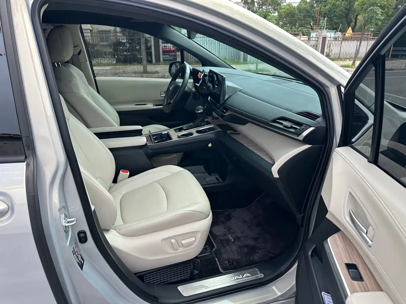 Toyota Sienna 2026 2026 2.5L Hybrid AWD Exclusive Edition