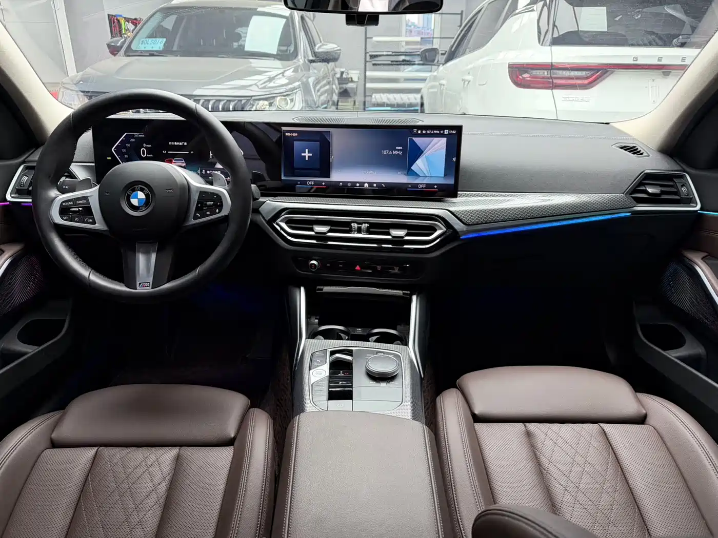 BMW 3 Series 2024 320i M Sport Package фото 10