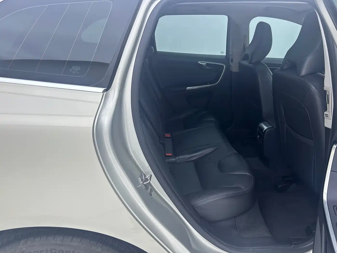 Фото 12 - Volvo XC60