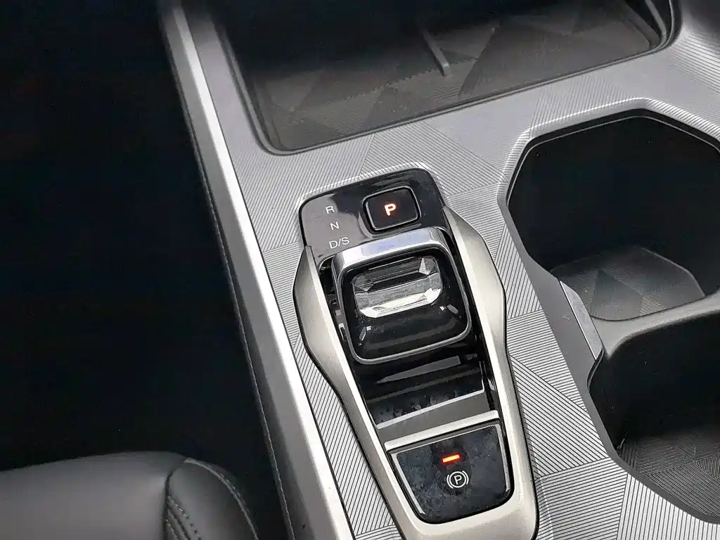 GAC Trumpchi Trumpchi GS3 2026 2026 GS3 Emzoom 270T Sport Edition