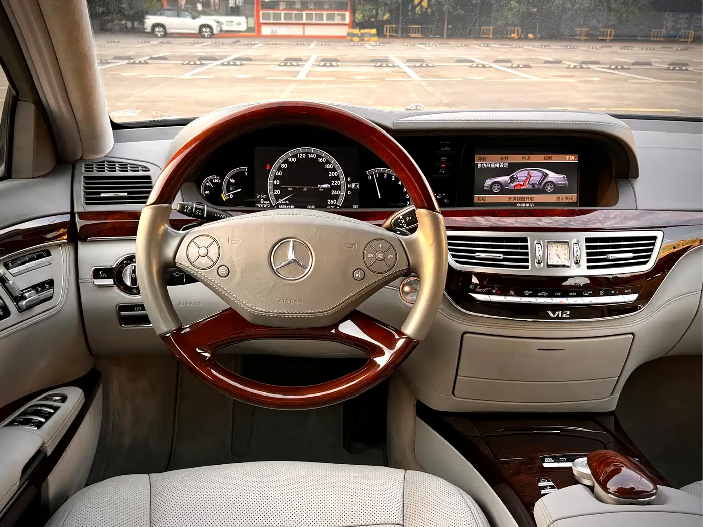 Mercedes-Benz S-Class 2010 S 600 L фото 27