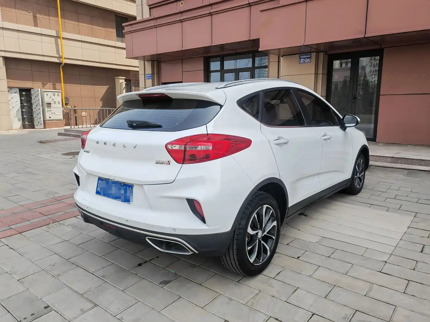 GEELY AUTOMOBILE EMGRAND GS