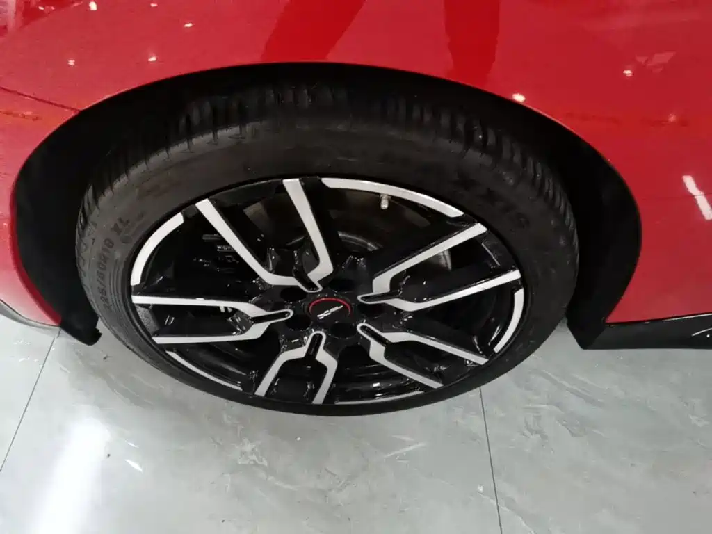Фото 23 - MINI Electric MINI COOPER