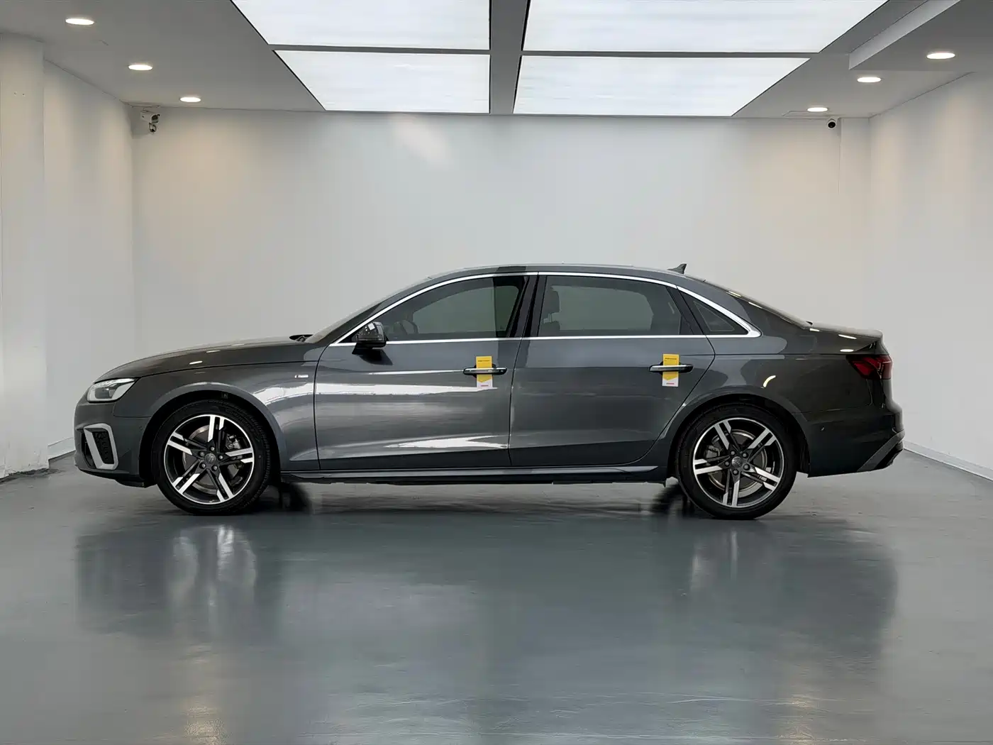 Audi A4L 2022 40 TFSI Luxury Dynamic фото 8