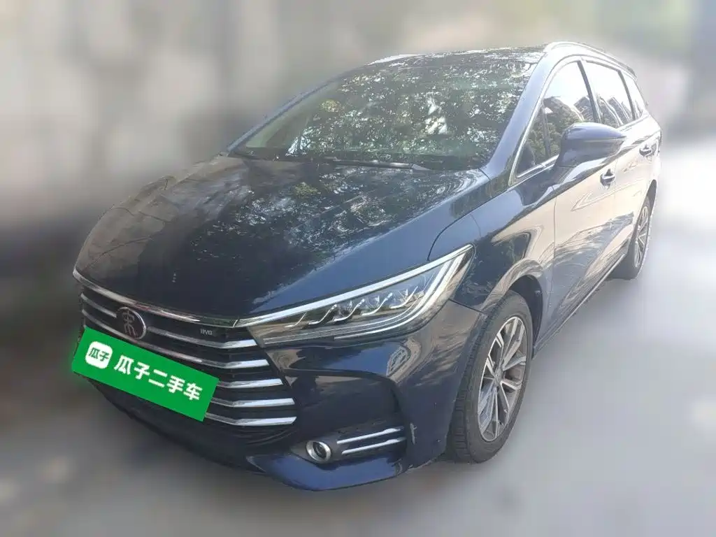 Фото 1 - BYD Song MAX