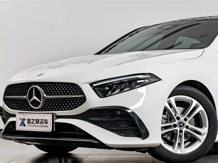 Mercedes-Benz A-Class 2024 Facelift A 180 L фото 2