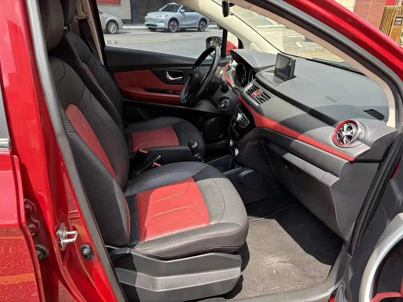 Haval H1 2017 2016 Facelift Blue Label 1.5L AMT Comfort