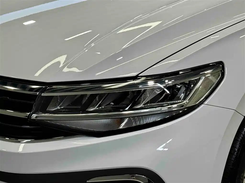 Volkswagen Bora 2025 Facelift 200TSI DSG Navigation Edition фото 8